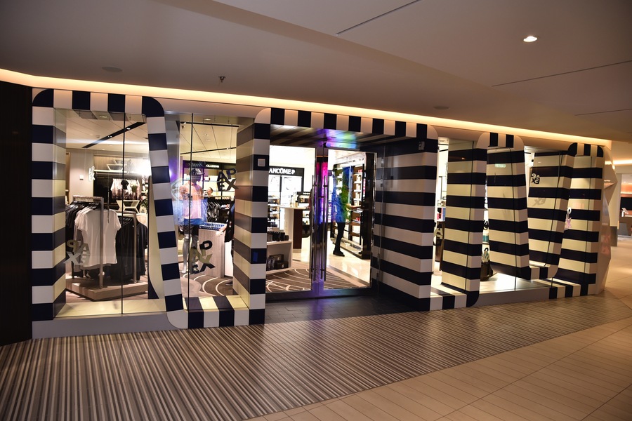 Celebrity Cruises, Celebrity Apex, Shops 1 ©CEL.jpg